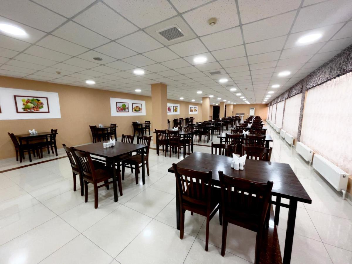 Rohat Hotel Chilonzor Taschkent Exterior foto